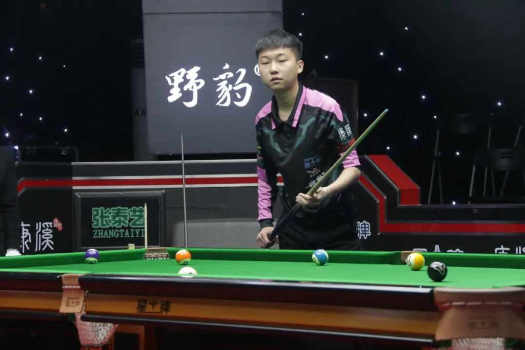 校园篮球增 校园篮球增