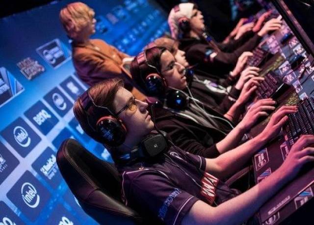 联动效应 联动效应