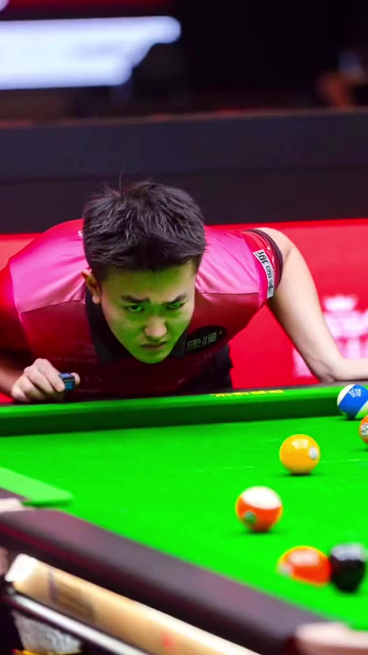 亚里暂登顶 亚里暂登顶